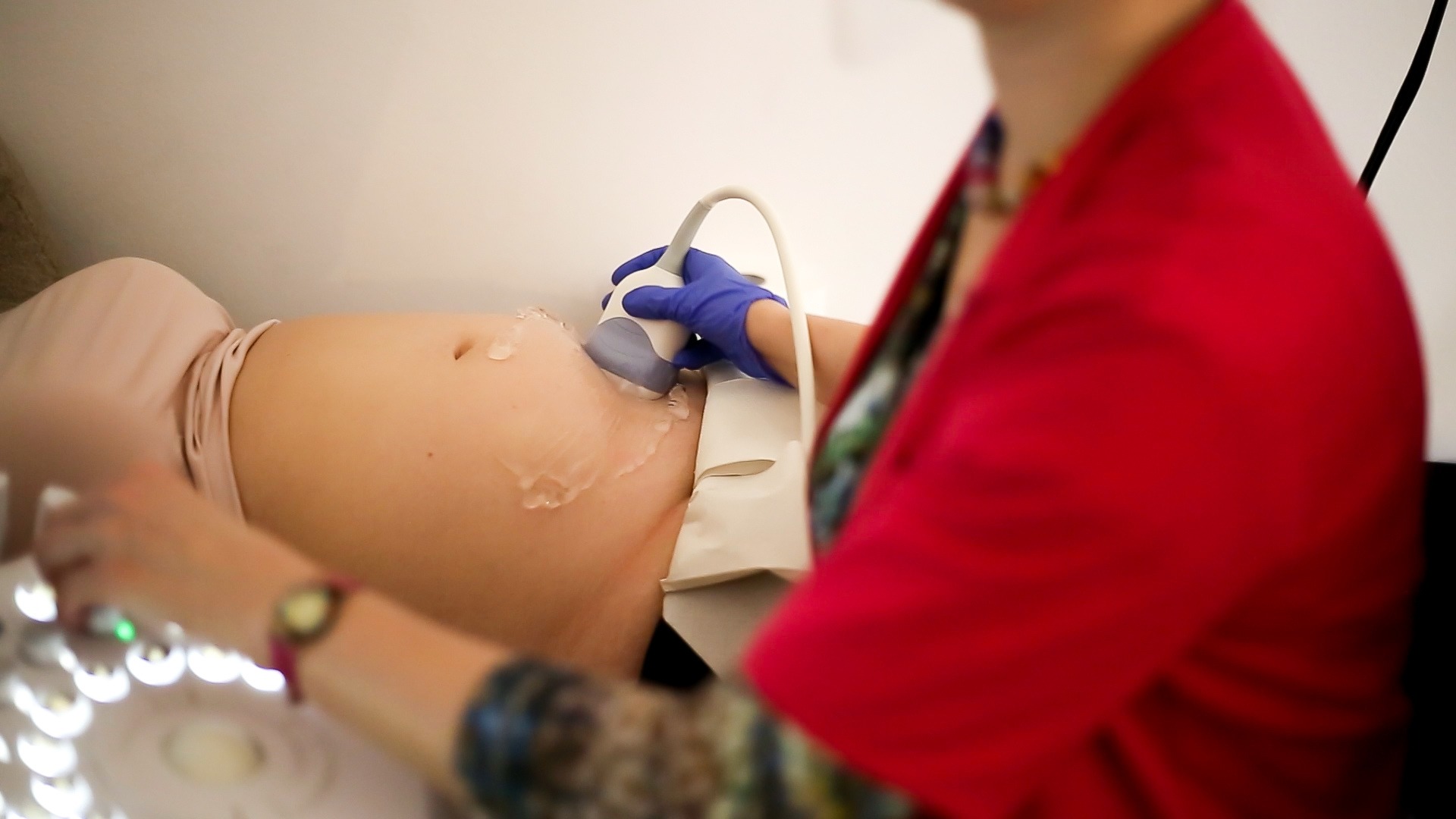 MINIATURKI YOUTBUE 38 Badania prenatalne - Wykrycie wad wrodzonych u dziecka w łonie mamy oraz leczenie maluszka